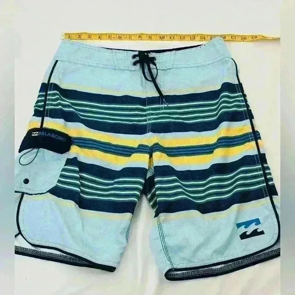 Billabong Men’s Board Short Size 32 - Picture 3 of 8